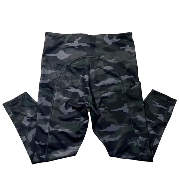 Athleta Camo Ultimate 7/8 Tights - Picture 4 of 7